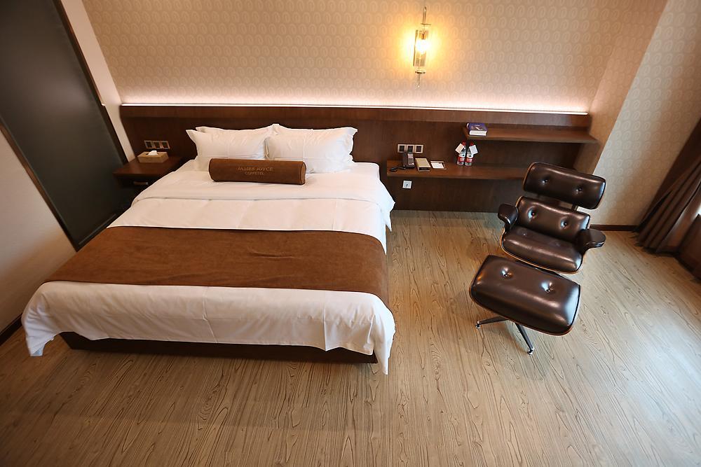 James Joyce Coffetel Hotel Guangzhou Baiyun Street North Branch 외부 사진