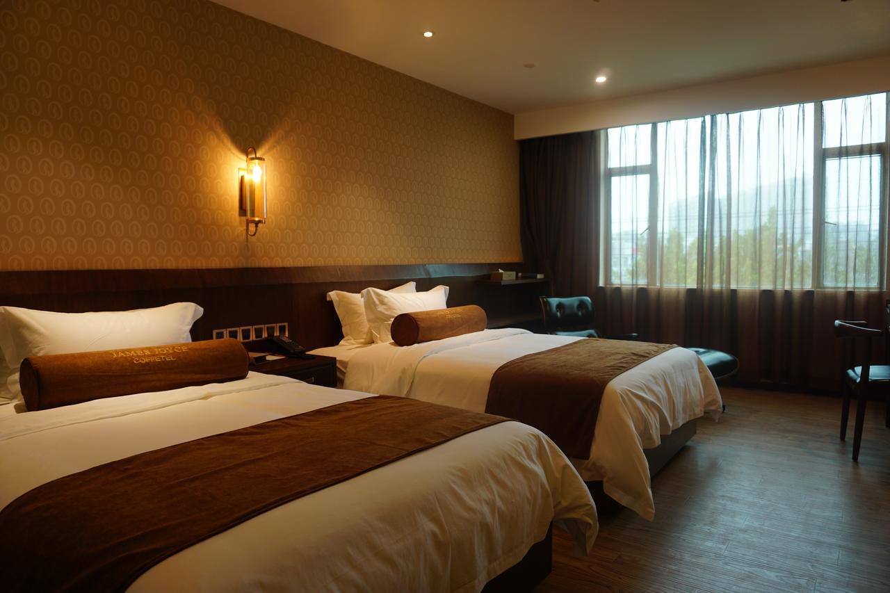 James Joyce Coffetel Hotel Guangzhou Baiyun Street North Branch 외부 사진